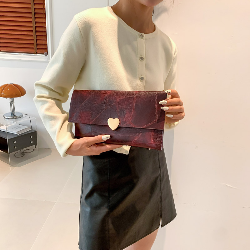 Women's All Seasons Pu Leather Color Block Vintage Style Square Magnetic Buckle Clutch Bag display picture 2