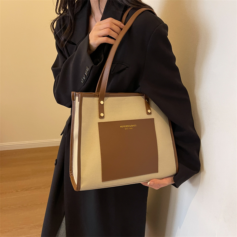 Women's All Seasons Canvas Letter Color Block Square Preppy Style Classic Style Streetwear Sewing Thread Square Zipper Shoulder Bag display picture 9