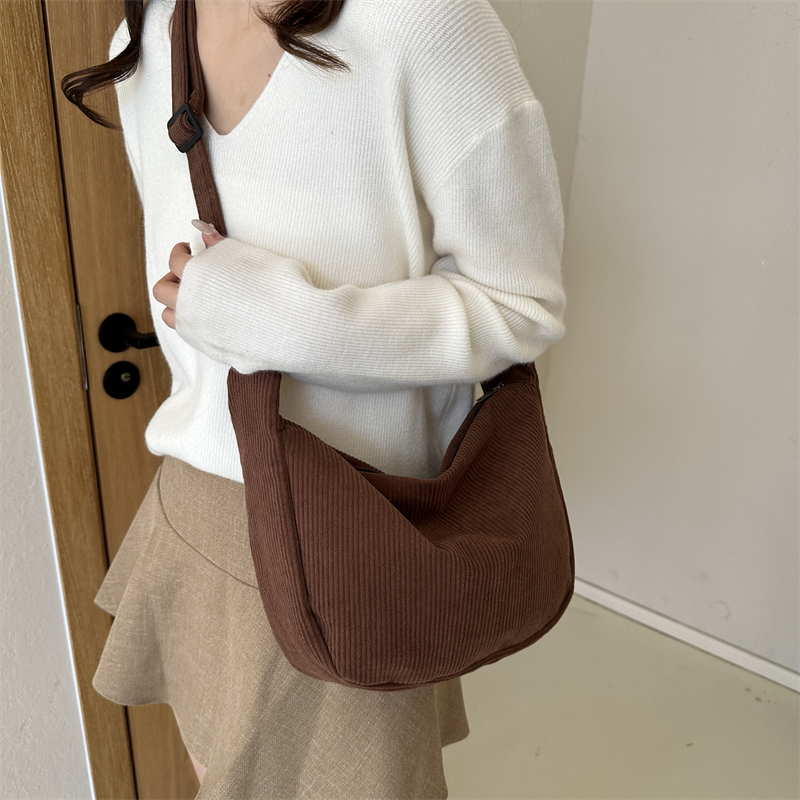 Women's All Seasons Canvas Solid Color Vintage Style Square Zipper Shoulder Bag display picture 3