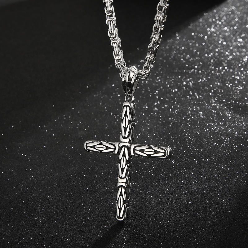 Hip-hop Streetwear Cross Titanium Steel Men's Pendant Necklace display picture 2