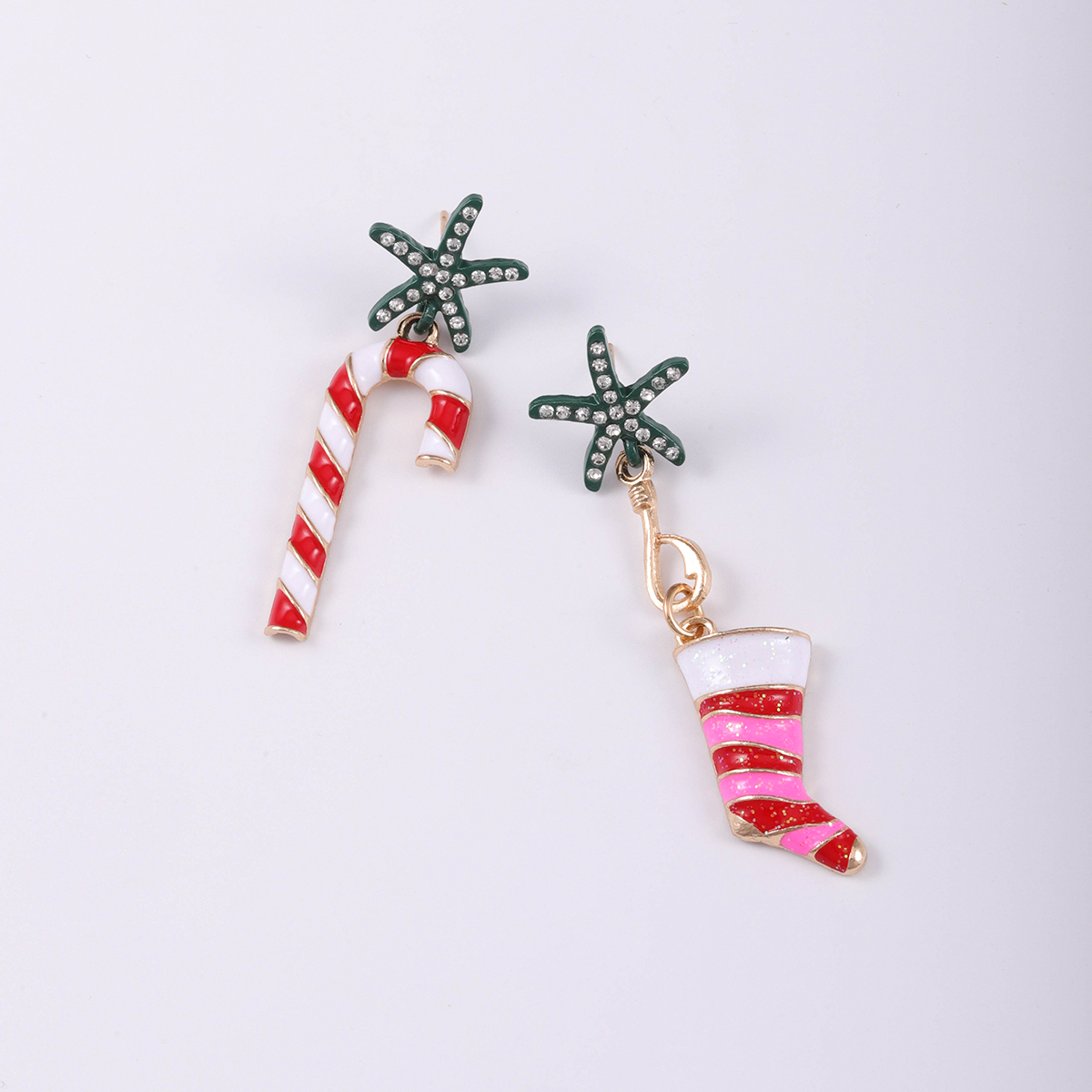 1 Piece Cute Christmas Christmas Socks Inlay Alloy Glass Gold Plated Drop Earrings display picture 12