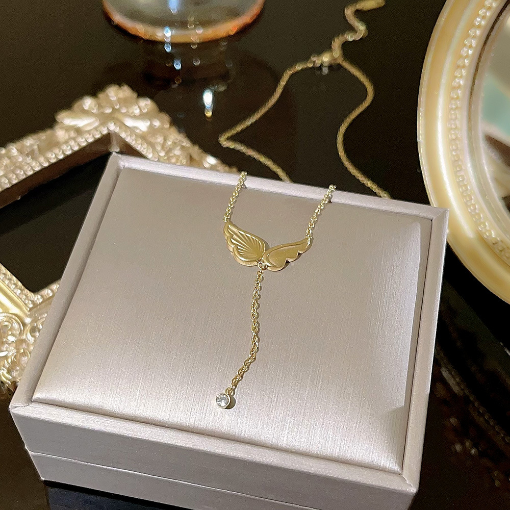 Wholesale Basic Korean Style Wings Titanium Steel Pendant Necklace display picture 3