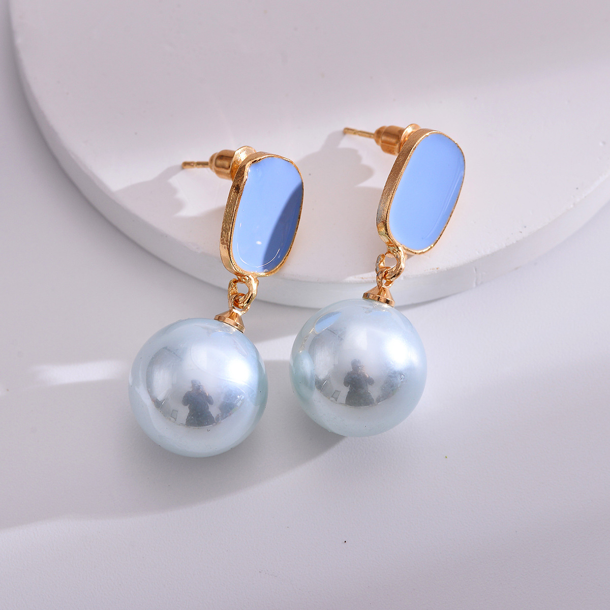 1 Pair Simple Style Geometric Plating Imitation Pearl Alloy Drop Earrings display picture 5