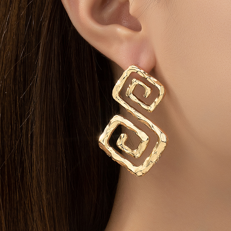 1 Pair Retro Simple Style Classic Style Geometric Plating Ferroalloy 14k Gold Plated Ear Studs display picture 1