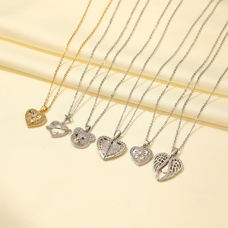 Casual Simple Style Classic Style Little Bear Heart Shape Stainless Steel Titanium Steel Polishing Plating Hollow Out Zircon Gold Plated Necklace display picture 10