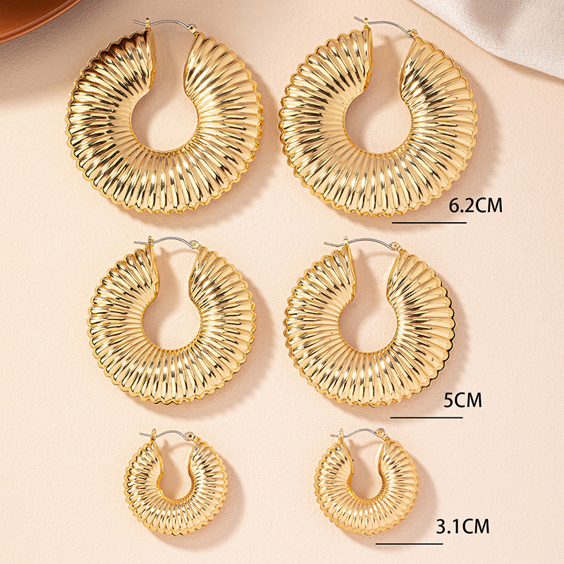 1 Set Simple Style Classic Style Solid Color Plating Ferroalloy 14k Gold Plated Ear Studs display picture 1