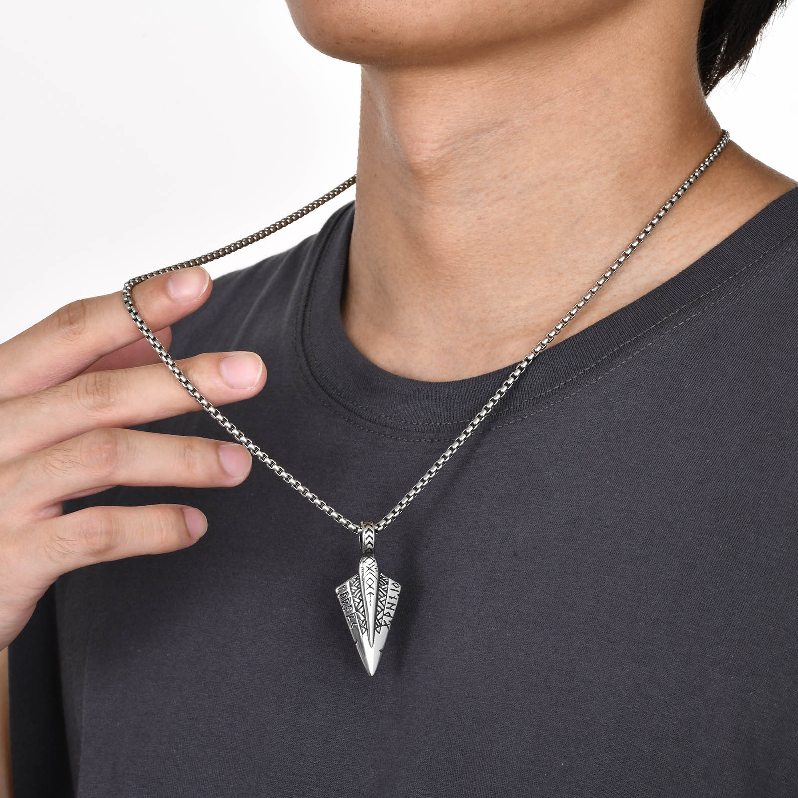 Punk Simple Style Arrow 304 Stainless Steel Men's Pendant Necklace display picture 2