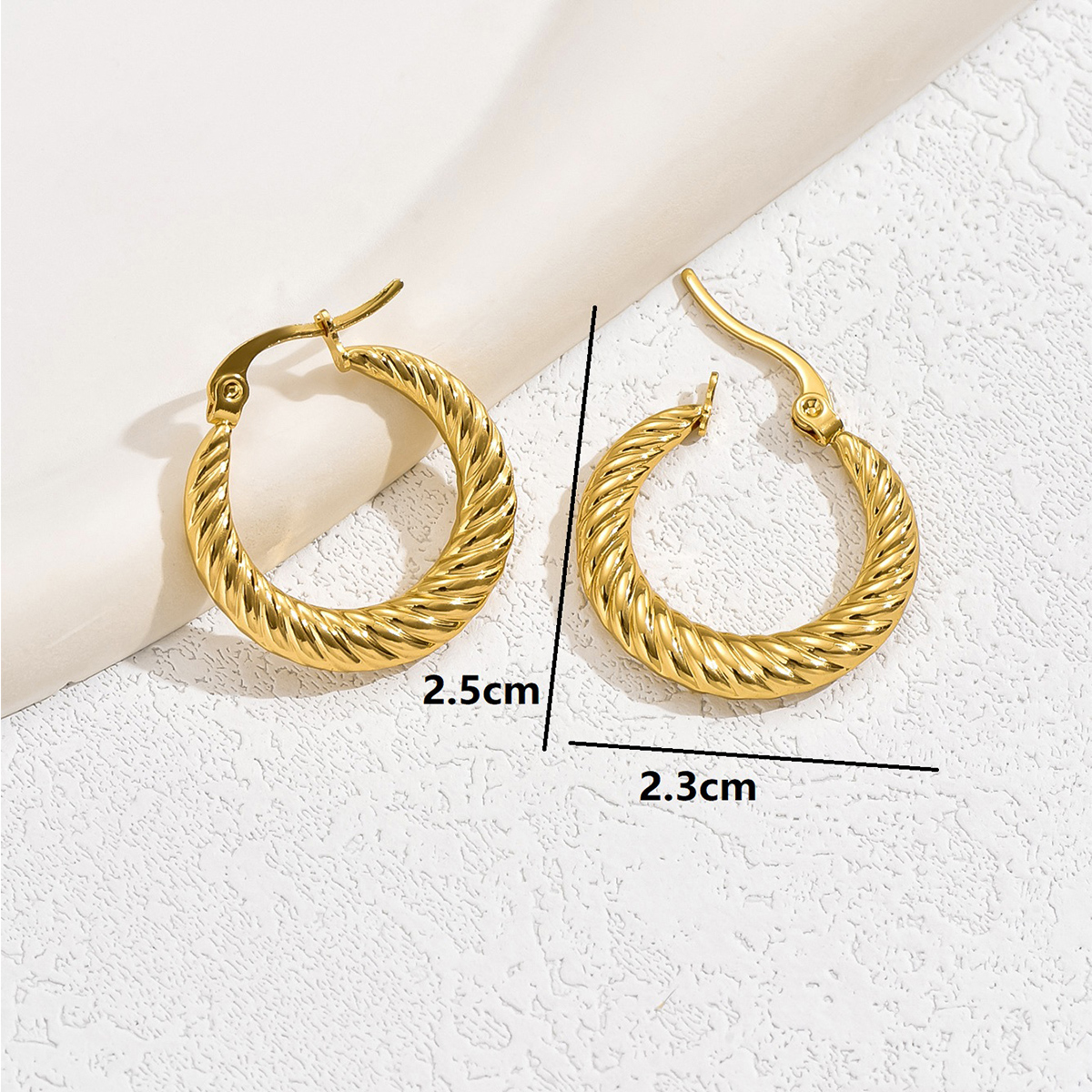 1 Pair Simple Style Classic Style Cross Twist 201 Stainless Steel 18K Gold Plated Ear Studs display picture 7