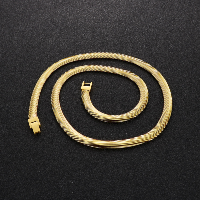 Hip-Hop Solid Color Titanium Steel 18K Gold Plated Men's Necklace display picture 1
