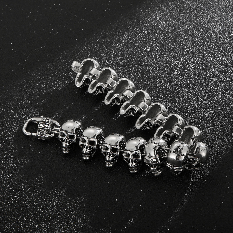 Punk Skull Titanium Steel Bracelets Necklace display picture 4