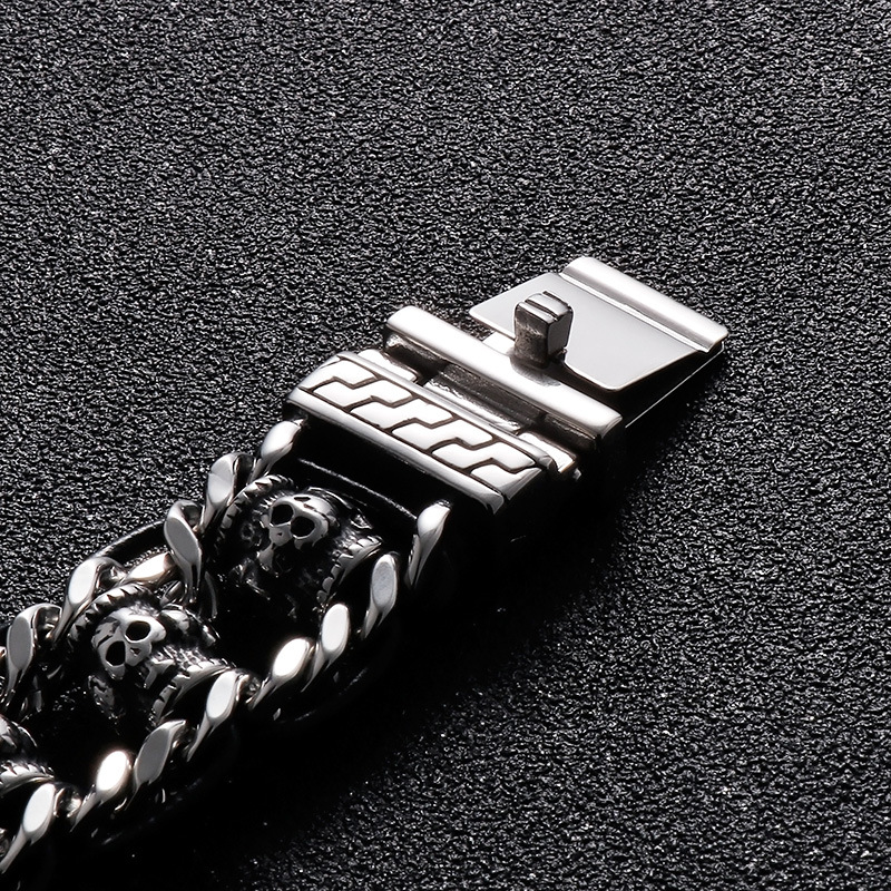 Punk Skull Titanium Steel Hollow Out Men's Bracelets display picture 5