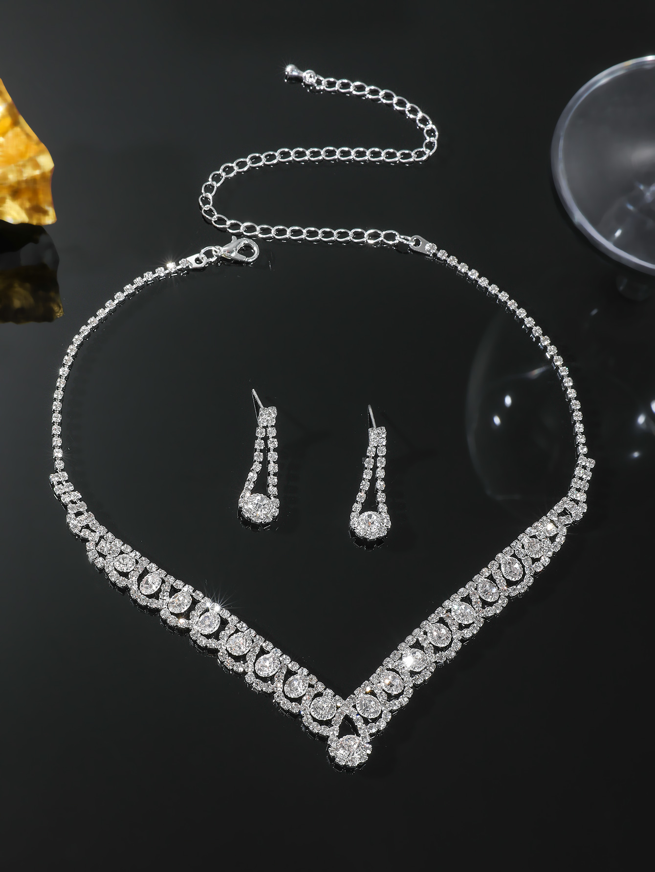 Elegant Solid Color Artificial Crystal Plating Inlay Rhinestones Silver Plated Women's Jewelry Set display picture 4