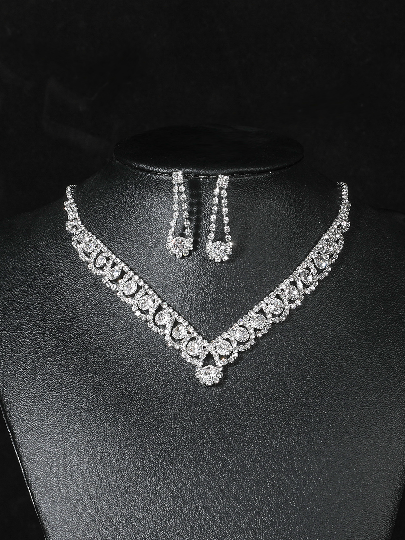 Elegant Solid Color Artificial Crystal Plating Inlay Rhinestones Silver Plated Women's Jewelry Set display picture 2