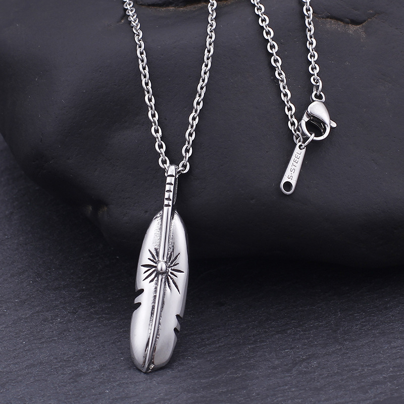 Classic Style Feather Titanium Steel Stoving Varnish Charms Jewelry Accessories display picture 3