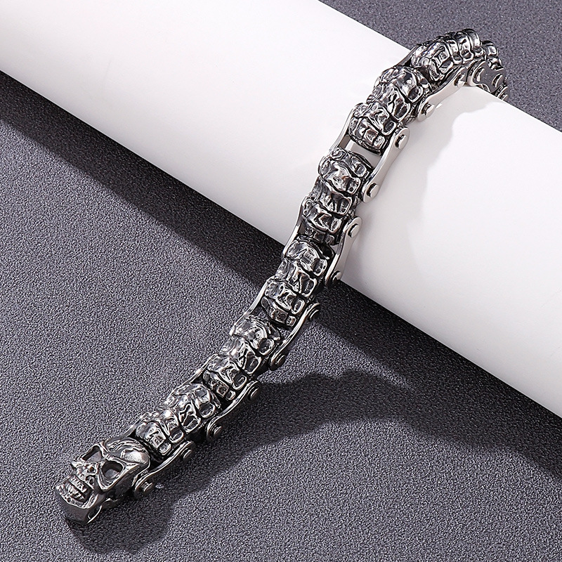 Hip-hop Retro Skull Titanium Steel Stoving Varnish Men's Bracelets display picture 4