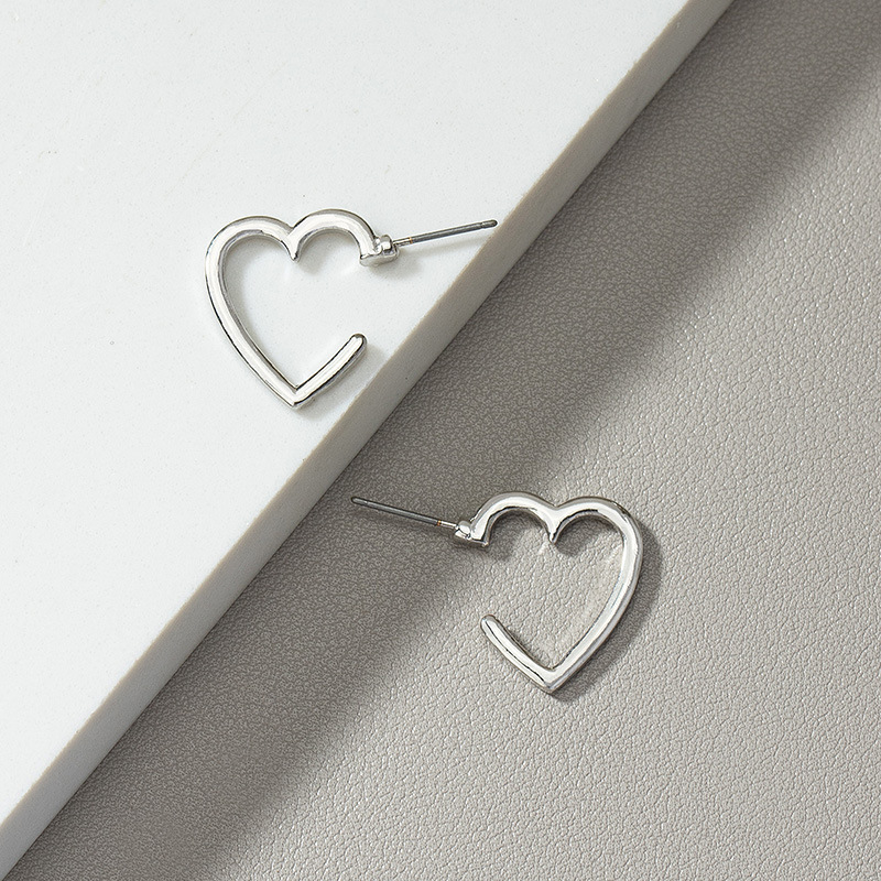 Wholesale Jewelry Basic Heart Shape Alloy Plating Ear Studs display picture 2