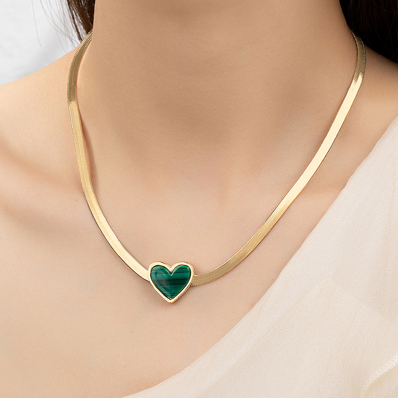 Cute Modern Style Solid Color Copper Alloy Zinc Alloy Plating 14k Gold Plated Women's Choker display picture 1