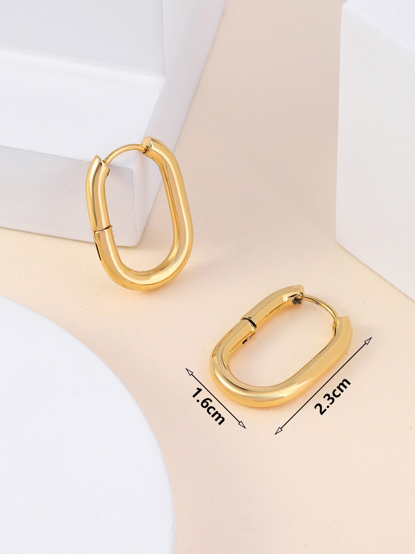 1 Pair Simple Style Solid Color Plating 304 Stainless Steel 14K Gold Plated Earrings display picture 2