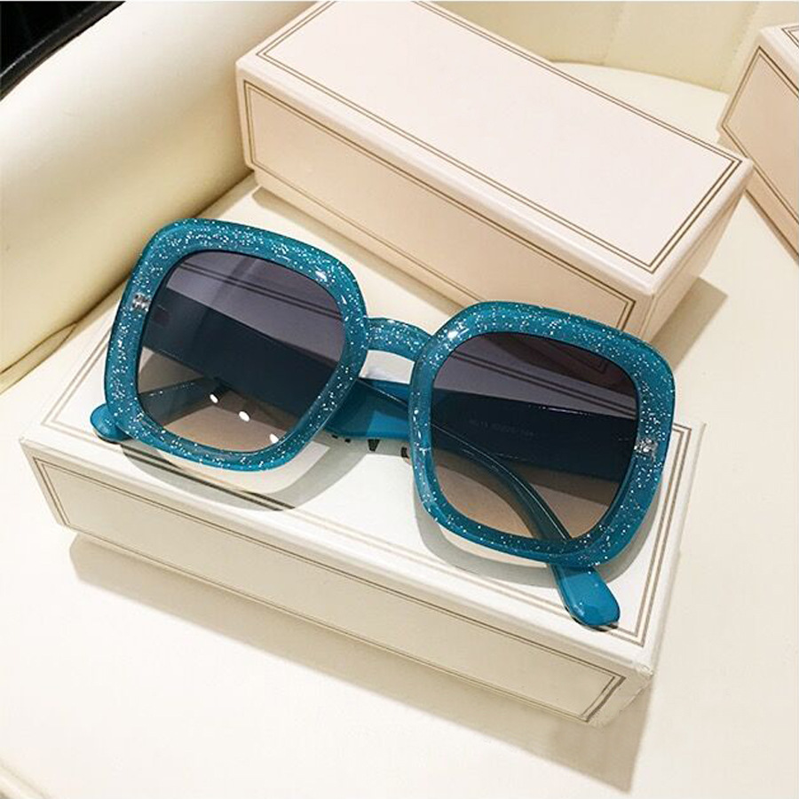 Elegant Classic Style Color Block Pc Square Full Frame Women's Sunglasses display picture 5