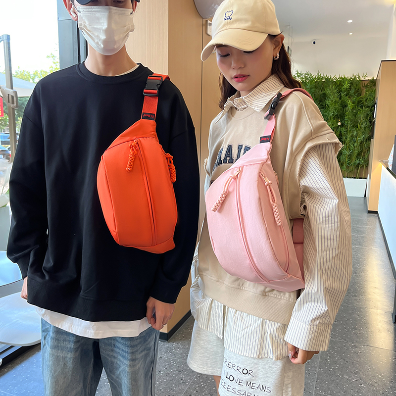 Women's Men's Preppy Style Streetwear Sports Solid Color Nylon Waist Bags display picture 7