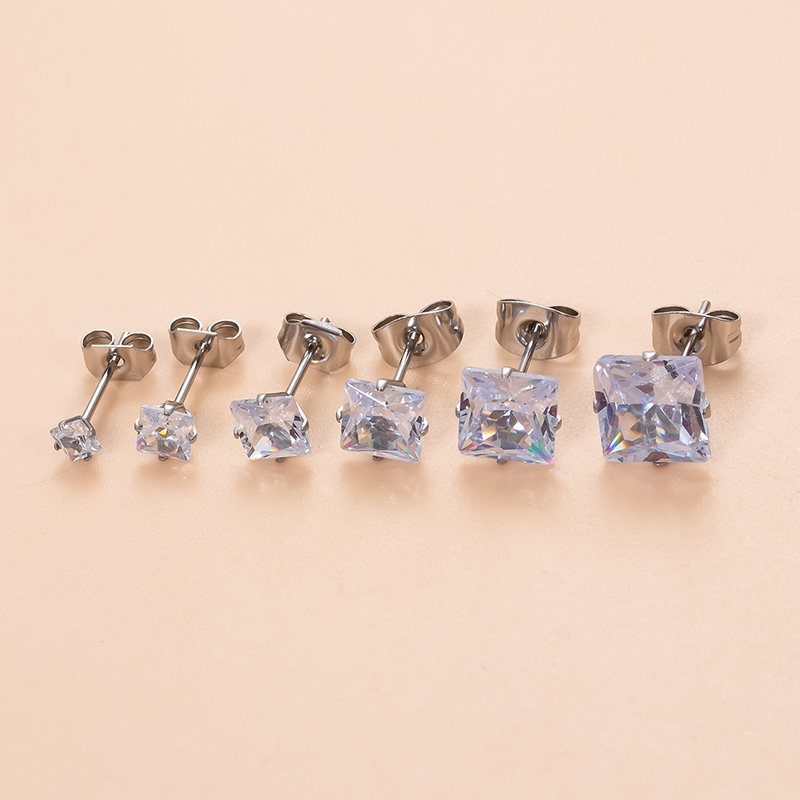 1 Piece Ear Cartilage Rings & Studs Simple Style Classic Style Geometric Square 316 Stainless Steel  Plating Inlay Zircon display picture 2