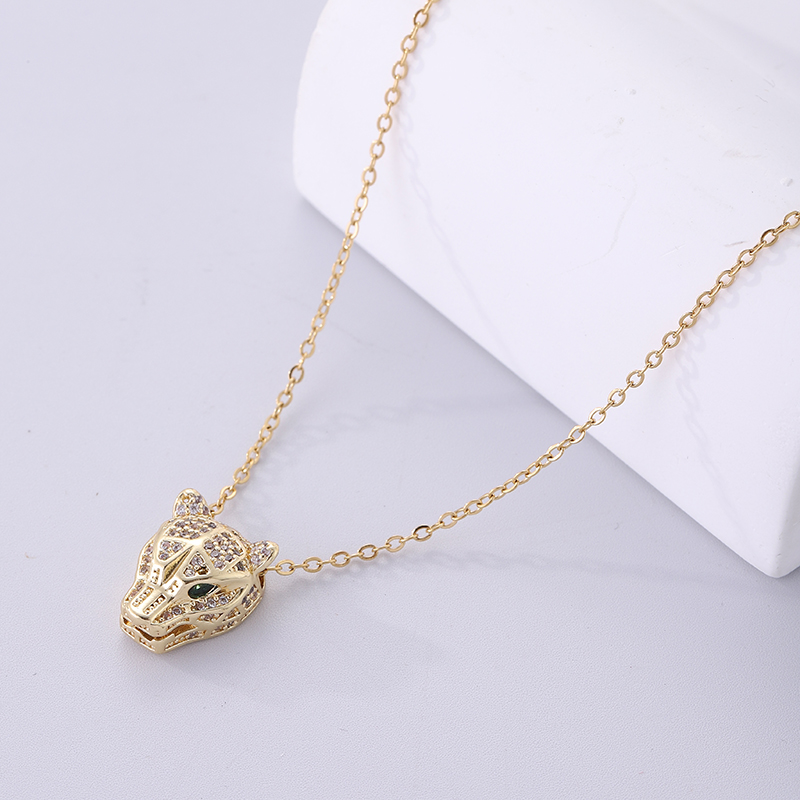 Vintage Style Leopard Head Stainless Steel Plating Inlay Zircon 18k Gold Plated Pendant Necklace display picture 4