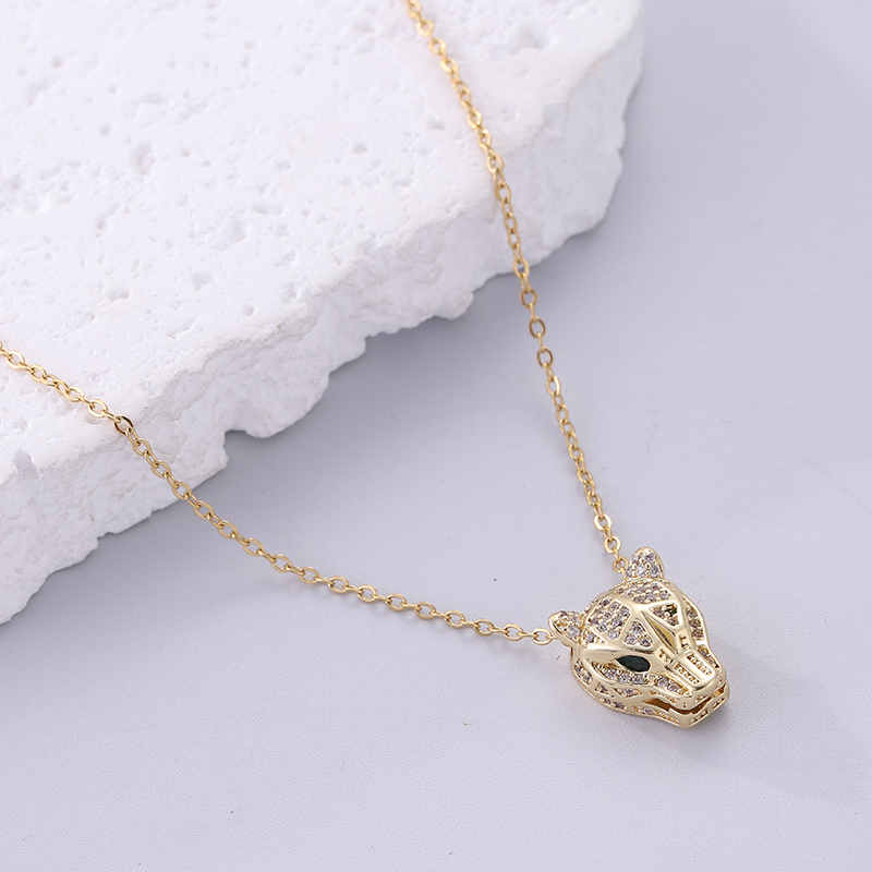 Vintage Style Leopard Head Stainless Steel Plating Inlay Zircon 18k Gold Plated Pendant Necklace display picture 6