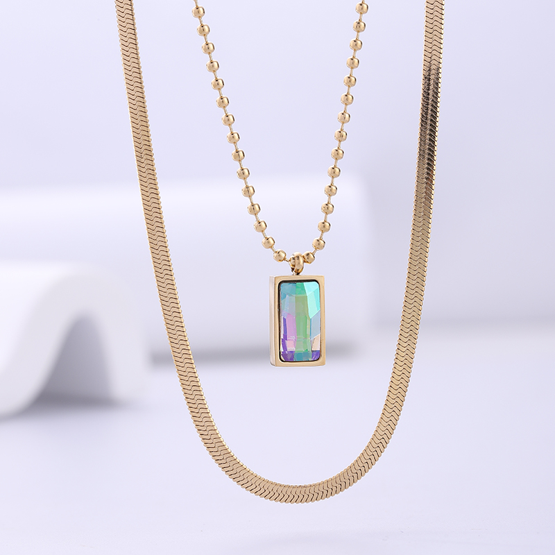Vintage Style Rectangle Stainless Steel Plating Inlay Crystal 18k Gold Plated Pendant Necklace display picture 2