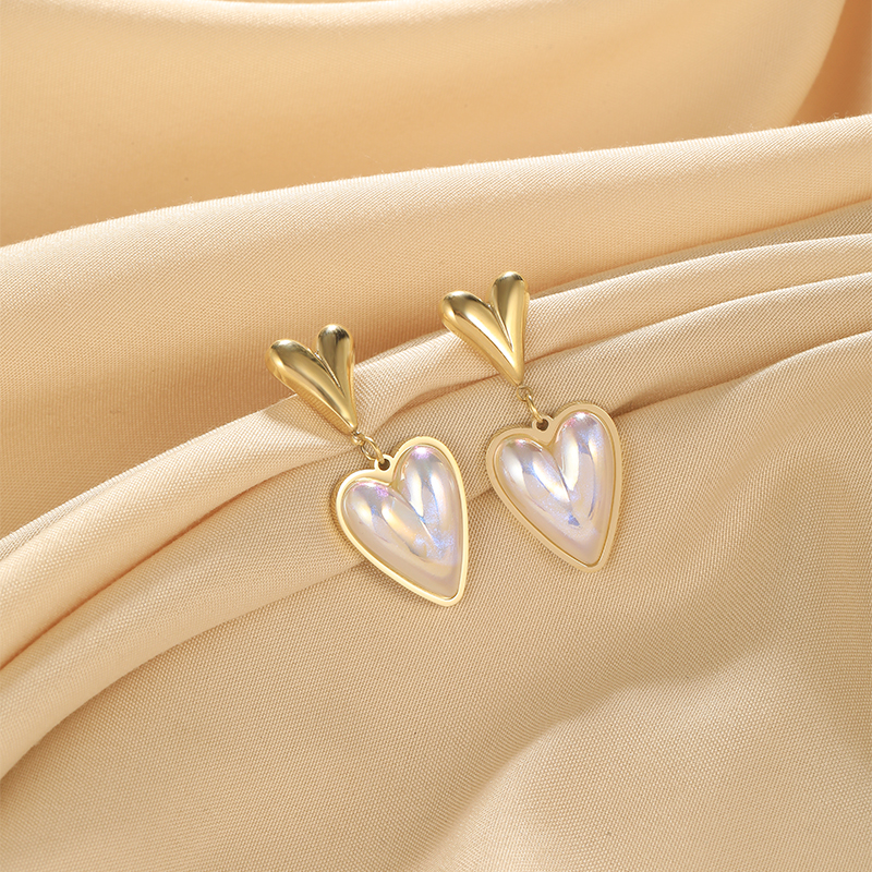 1 Pair Vintage Style Heart Shape Plating 304 Stainless Steel Drop Earrings display picture 1