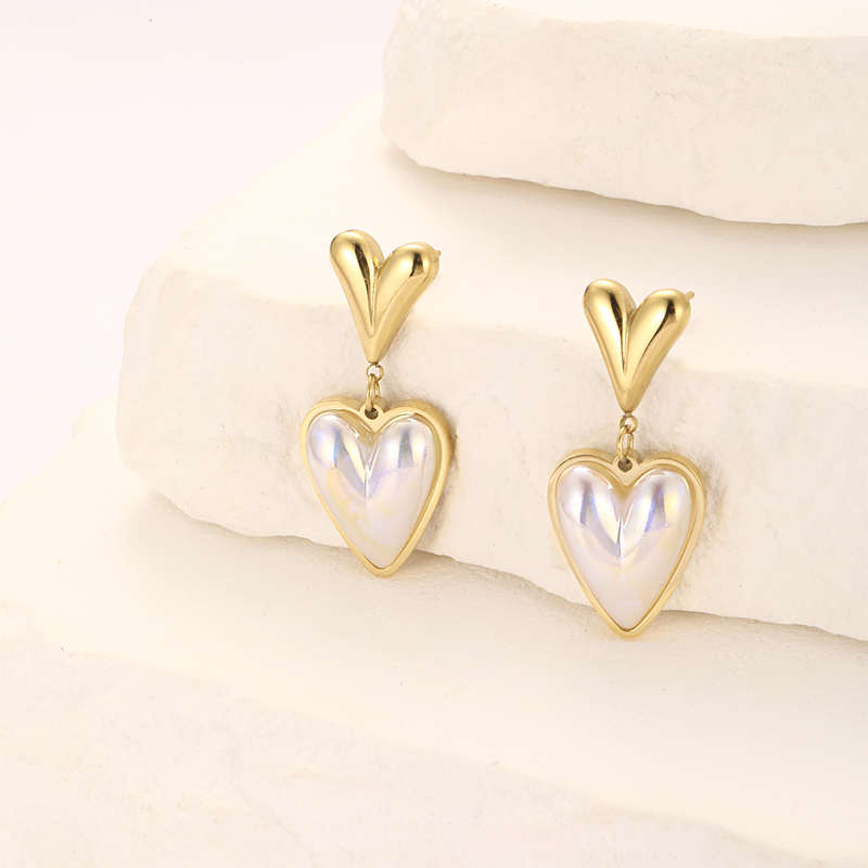 1 Pair Vintage Style Heart Shape Plating 304 Stainless Steel Drop Earrings display picture 5