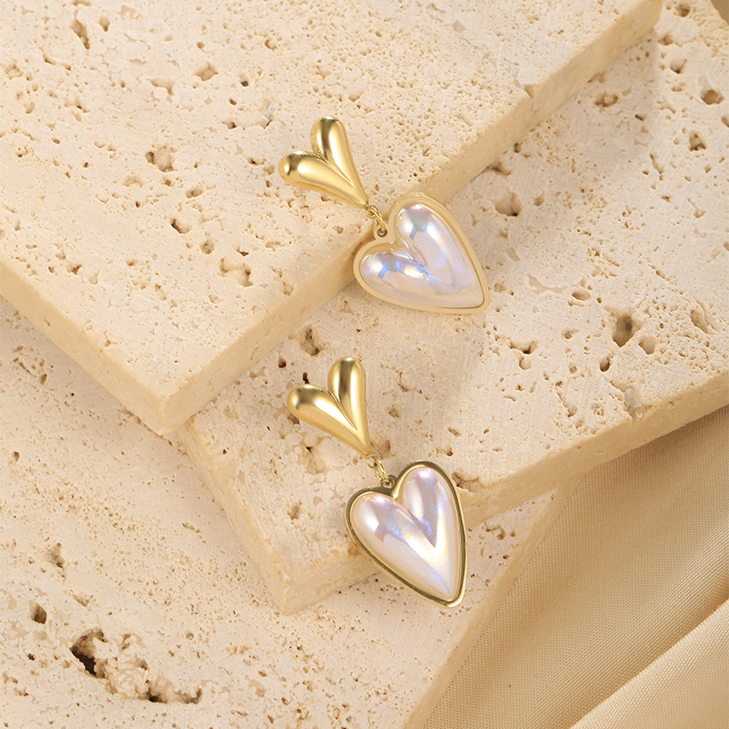 1 Pair Vintage Style Heart Shape Plating 304 Stainless Steel Drop Earrings display picture 6