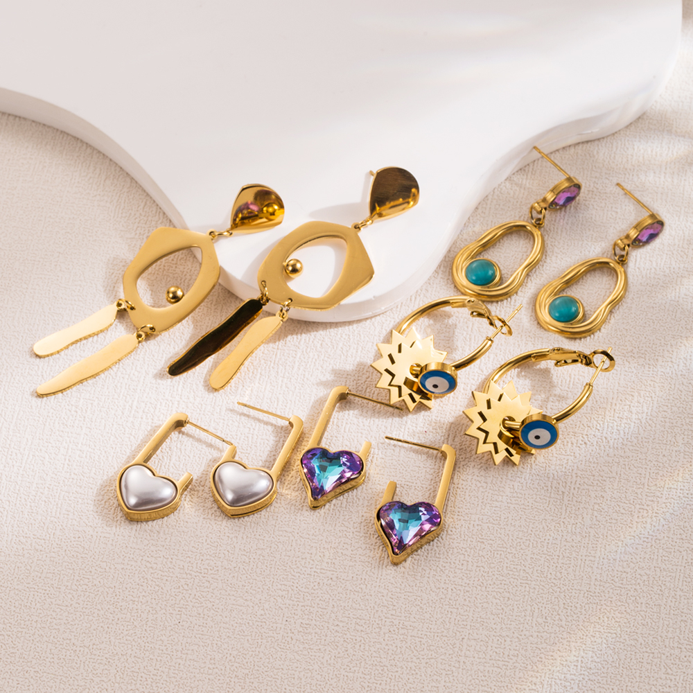 1 Pair Elegant Streetwear Heart Shape Eye Inlay 316 Stainless Steel  Resin Turquoise Rhinestones Pearl 14K Gold Plated Drop Earrings display picture 6