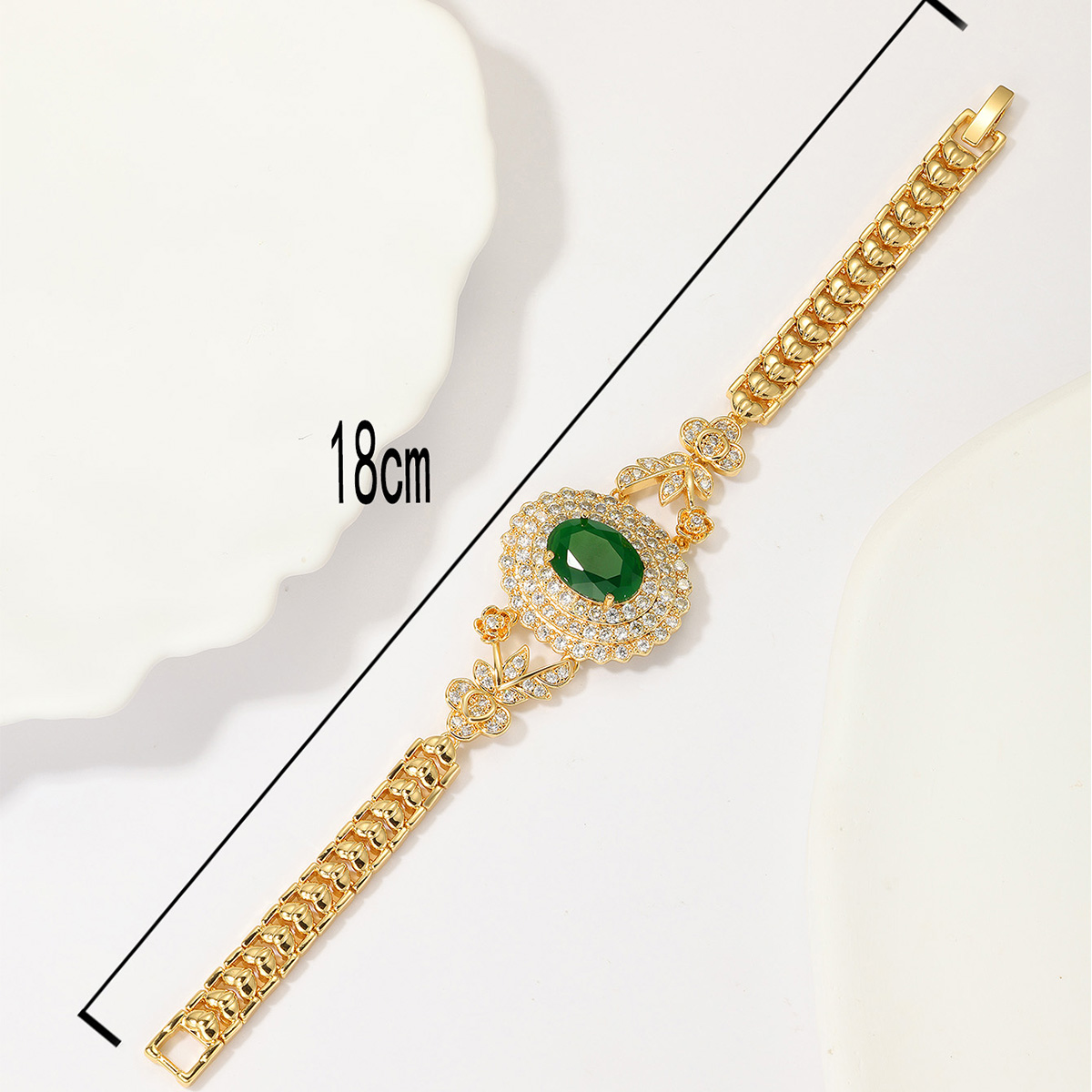 Elegant Luxurious Gem Copper Inlay Zircon Bracelets display picture 1
