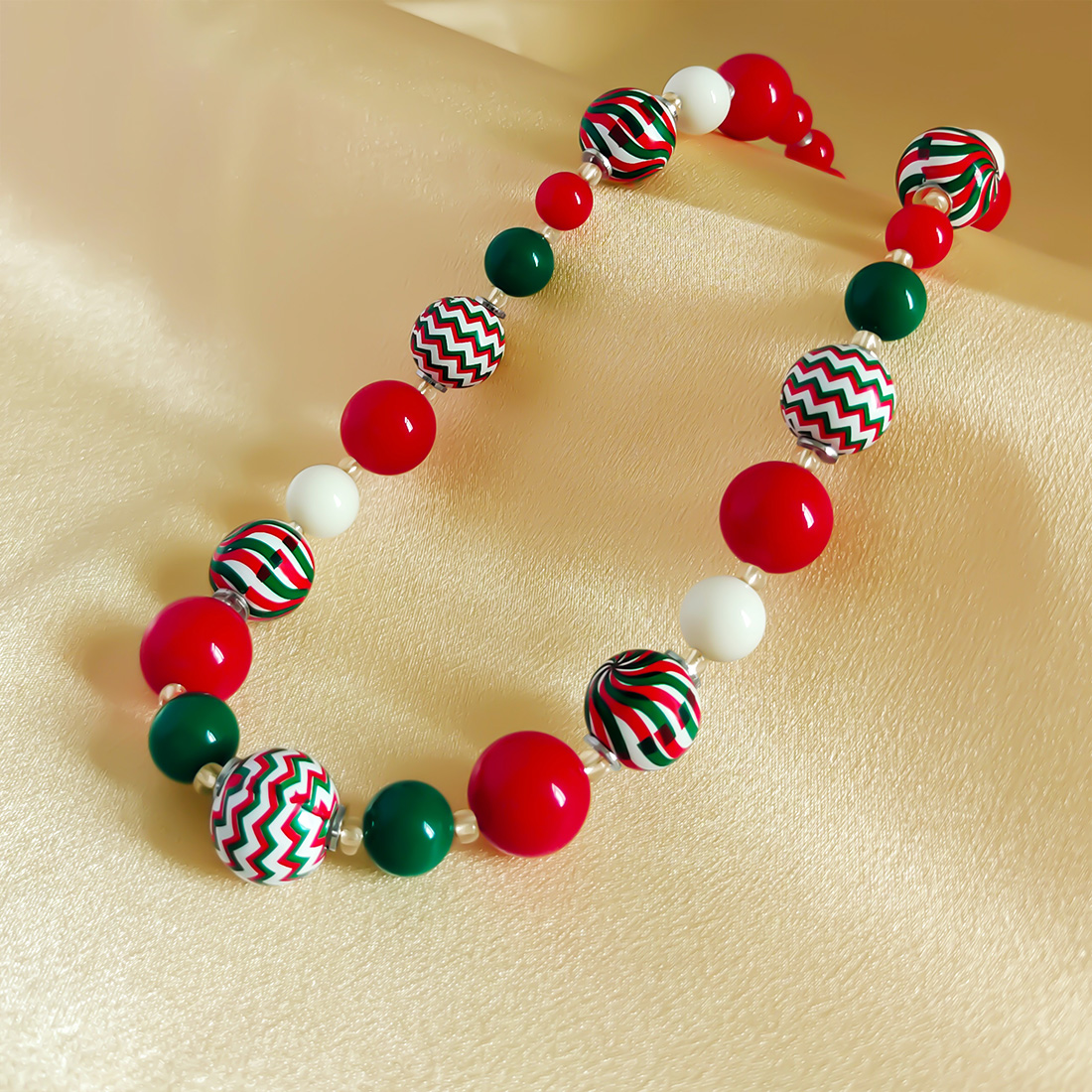 Süß Süss Strassenmode Geometrisch Imitationsperle Perlen Weihnachten Frau Halskette display picture 2