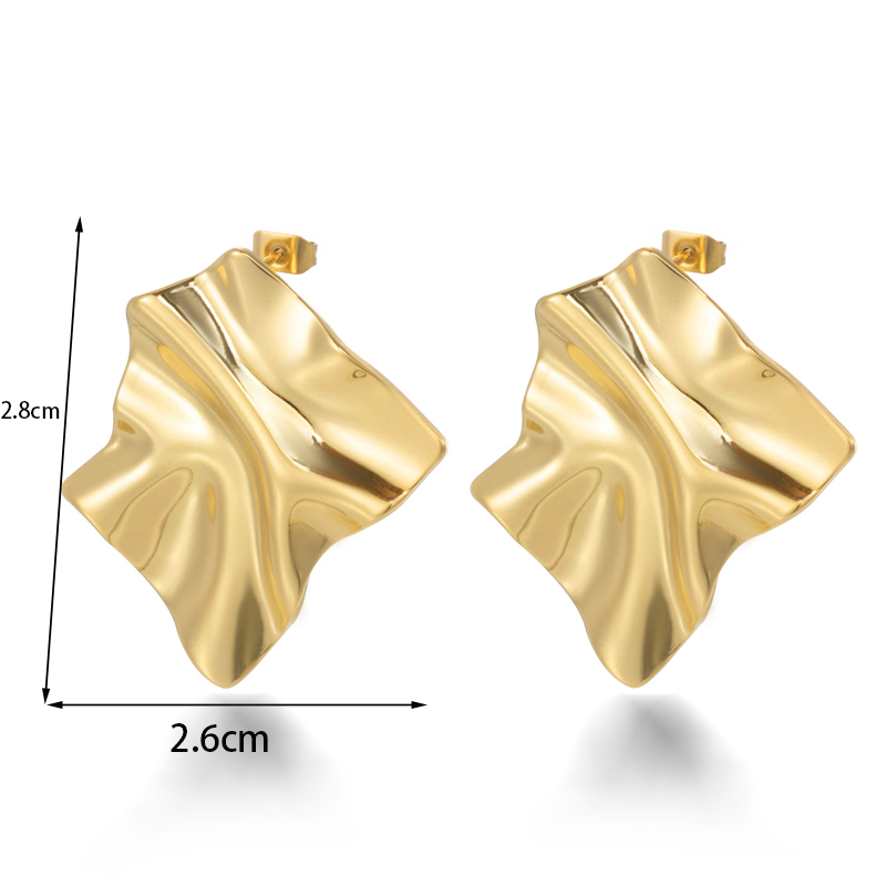 1 Pair Simple Style C Shape Plating Pleated Stainless Steel 18k Gold Plated Ear Studs display picture 4