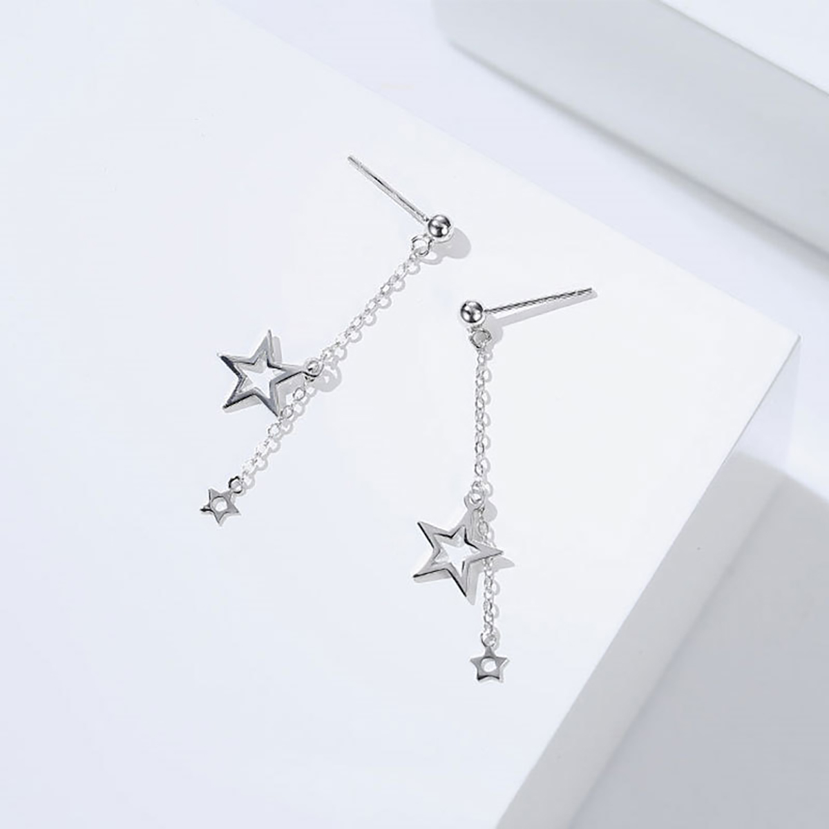 1 Pair Elegant Simple Style Star Solid Color Plating Sterling Silver Drop Earrings display picture 3