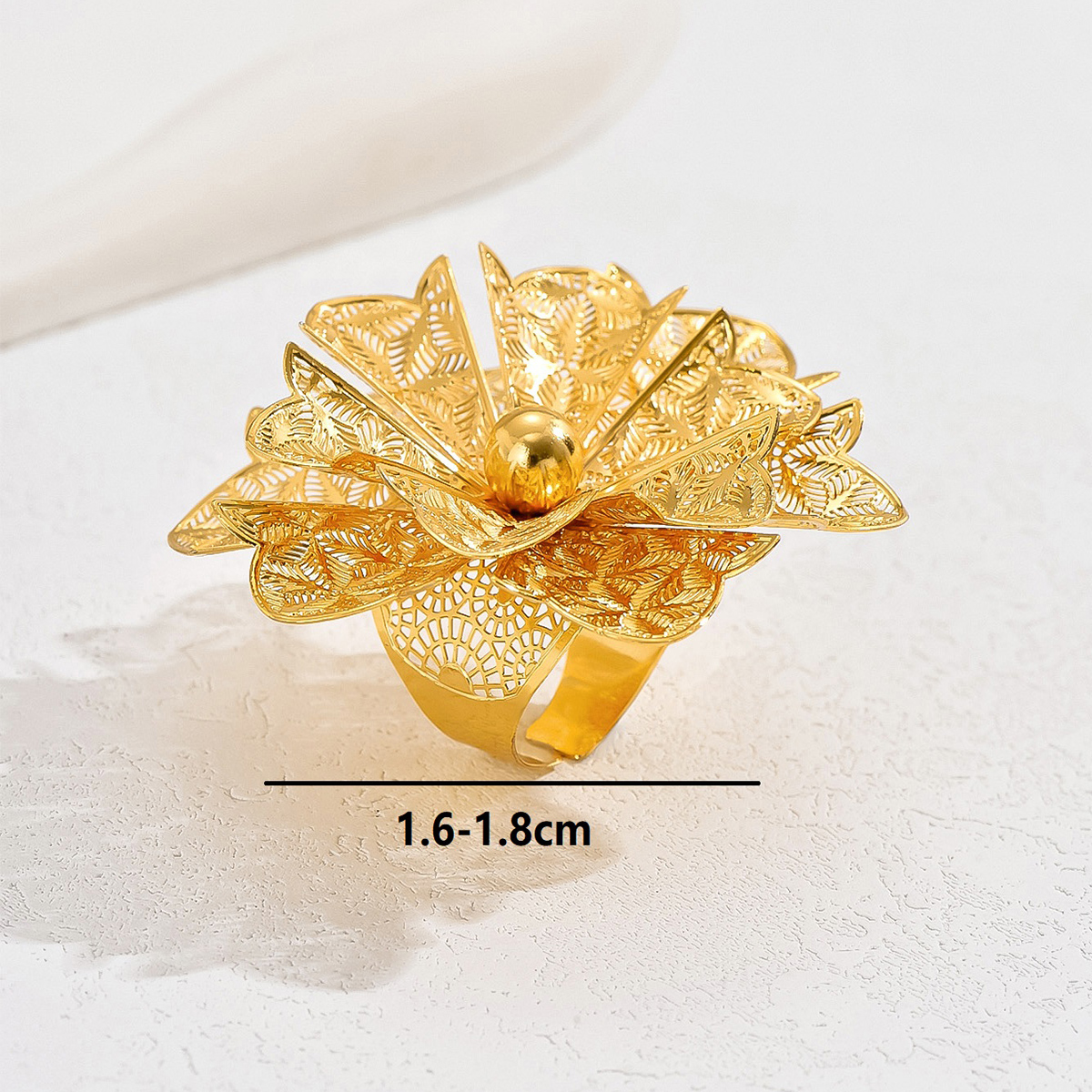Glam Simple Style Flower Iron Hollow Out Women's Open Rings display picture 17
