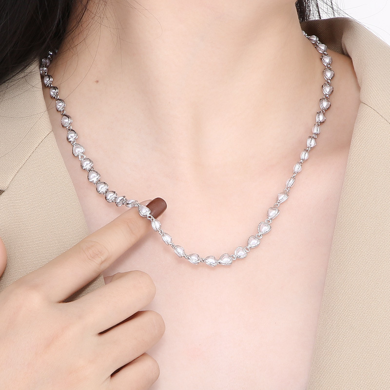 Großhandel Einfacher Stil Herzform Kupfer Perle 18 Karat Vergoldet Halskette display picture 5