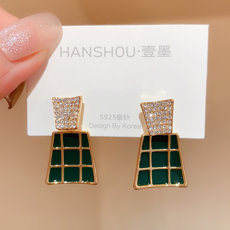 1 Pair Ig Style Elegant Rhombus Bow Knot Plating Inlay Alloy Zircon Drop Earrings display picture 4