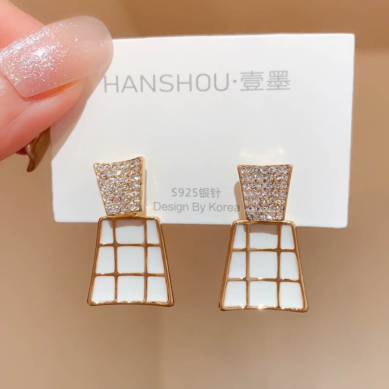 1 Pair Ig Style Elegant Rhombus Bow Knot Plating Inlay Alloy Zircon Drop Earrings display picture 2