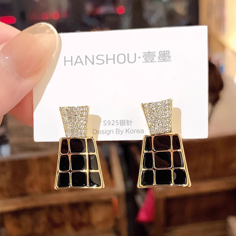 1 Pair Ig Style Elegant Rhombus Bow Knot Plating Inlay Alloy Zircon Drop Earrings display picture 7