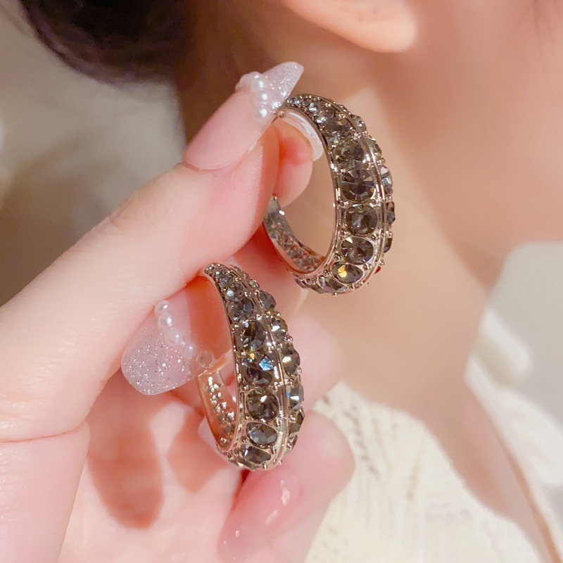 1 Pair Retro Classic Style C Shape Plating Inlay Alloy Rhinestones Earrings display picture 6