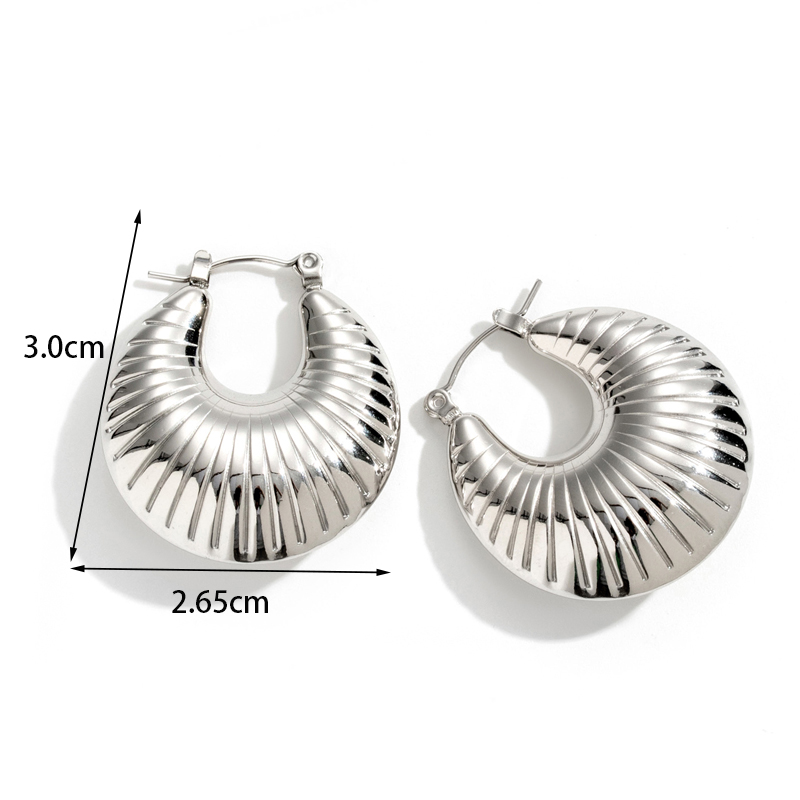 1 Pair Retro Simple Style C Shape Plating Stainless Steel 18k Gold Plated Earrings display picture 1