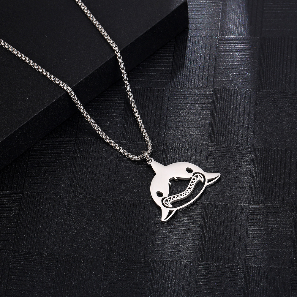 Cute Streetwear Shark 304 Stainless Steel 18K Gold Plated Unisex Pendant Necklace display picture 2