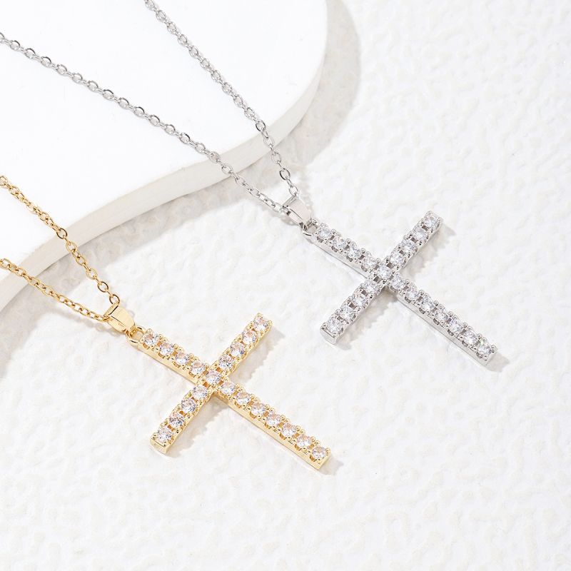 Copper Luxurious Plating Inlay Cross Zircon Pendant Necklace display picture 6