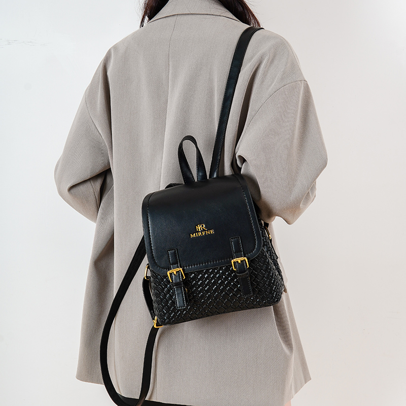 Solid Color Street Women's Backpack display picture 12