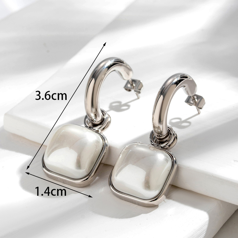 1 Paar Französische Art Einfacher Stil Koreanische Art Geometrisch Runden Perle Überzug Rostfreier Stahl 18 Karat Vergoldet Ohrringe display picture 6