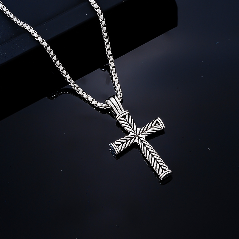 Hip-Hop Retro Vintage Style Cross 304 Stainless Steel Alloy Titanium Steel Silver Plated Unisex Pendant Necklace display picture 1
