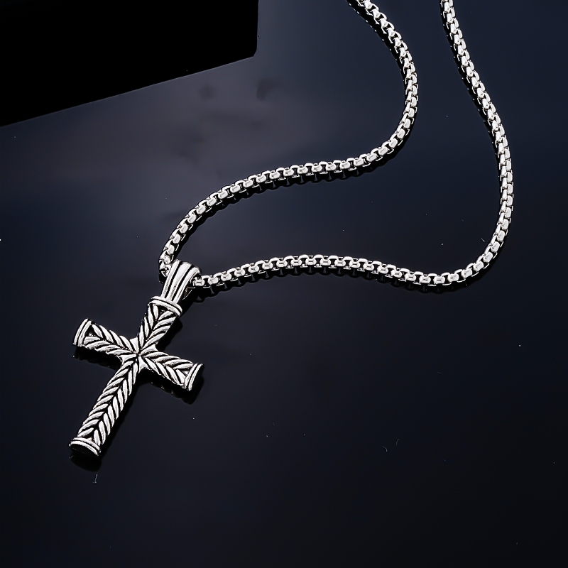 Hip-Hop Retro Vintage Style Cross 304 Stainless Steel Alloy Titanium Steel Silver Plated Unisex Pendant Necklace display picture 3