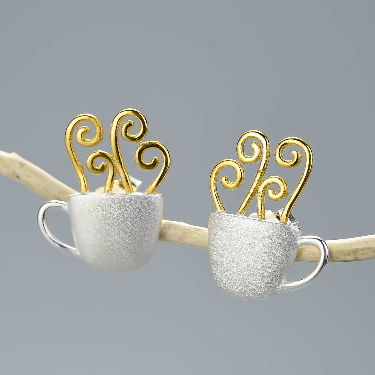 1 Pair Vintage Style Pastoral Coffee Cup Plating Sterling Silver Ear Studs display picture 6